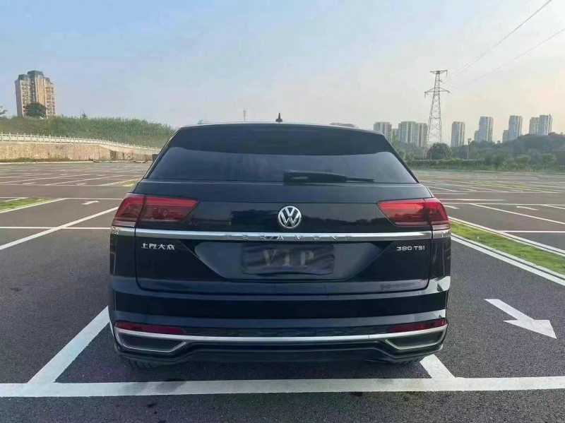 保定21年大众途昂9