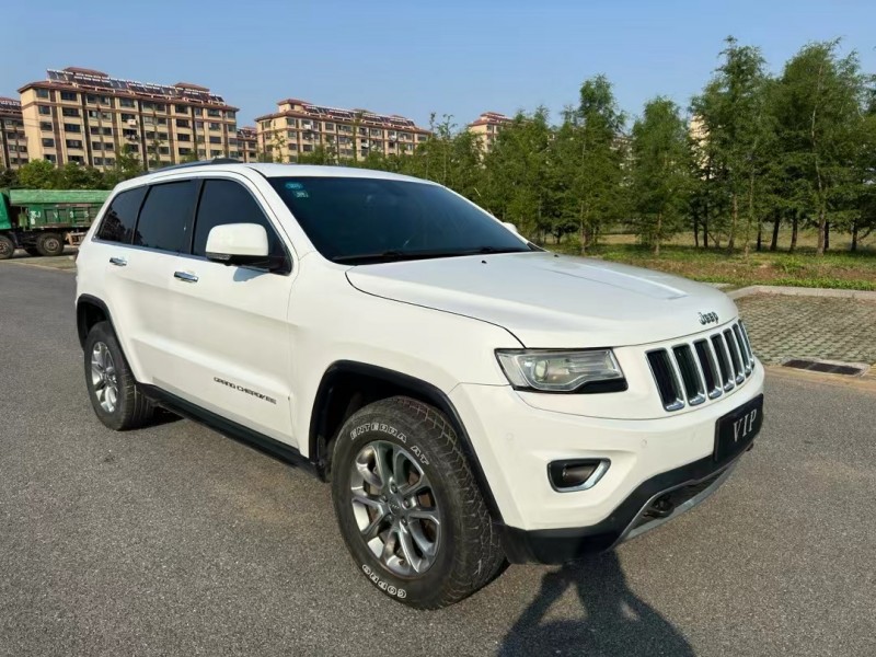 鹽城15年Jeep大切諾基2
