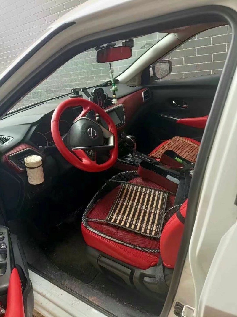 邵阳18年日产蓝鸟2