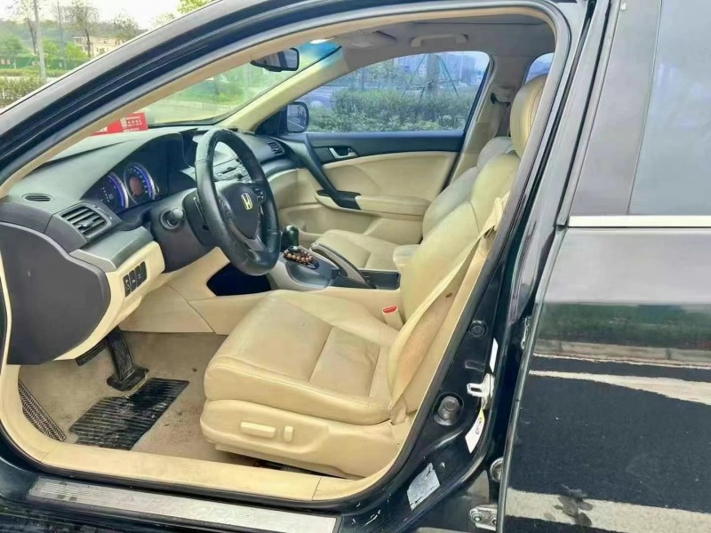 佛山12年本田思铂睿4