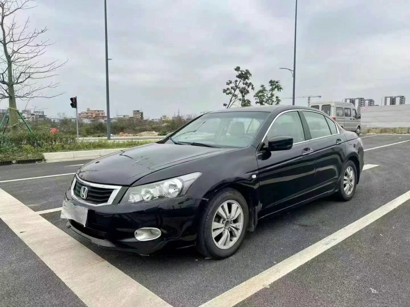 深圳11年本田雅阁2