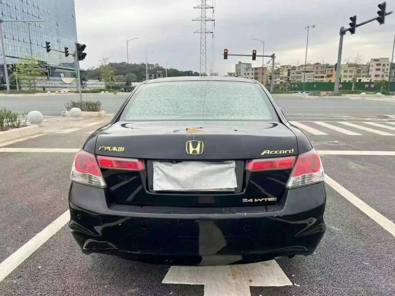 深圳11年本田雅阁5