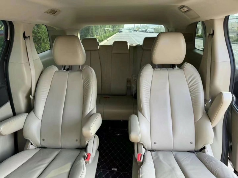 济宁18年别克GL89