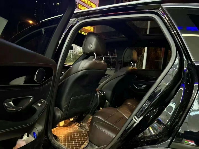 保定18年奔驰GLC4