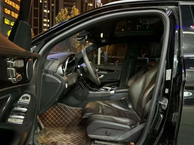 保定18年奔驰GLC5