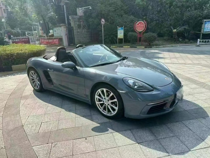 湖州17年保時捷7182