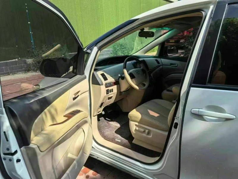 保定18年丰田普瑞维亚6