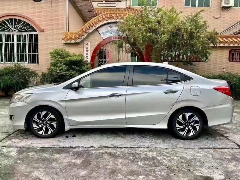 佛山16年本田凌派3