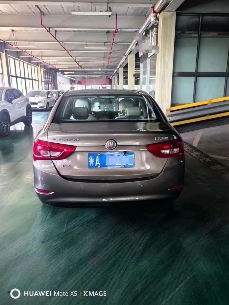 济宁17年别克英朗3