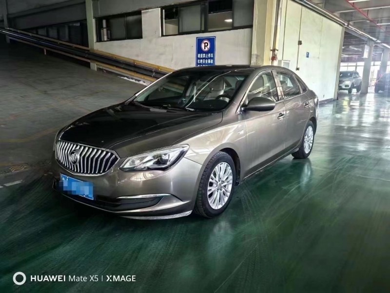 济宁17年别克英朗8