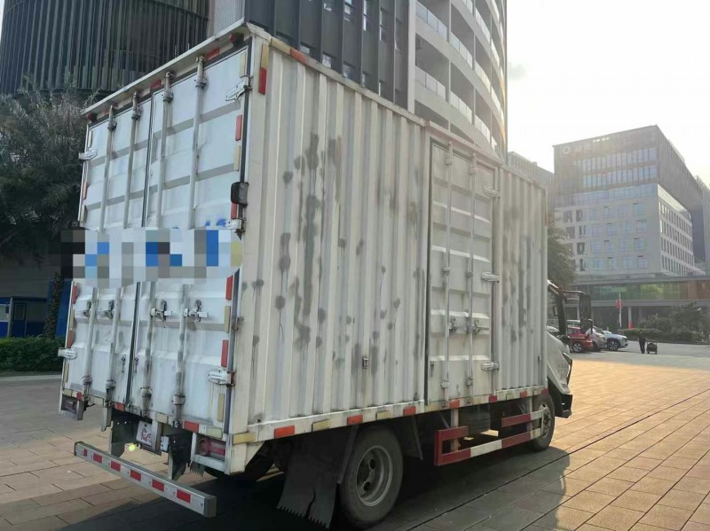 佛山21年飞碟箱货货车5