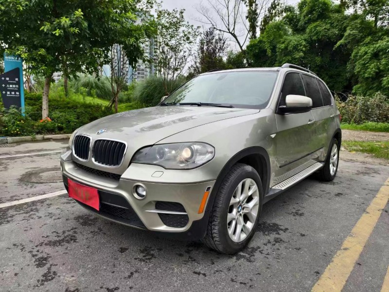 成都12年宝马X53