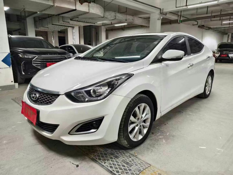 成都16年现代朗动3