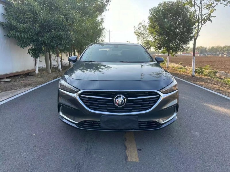 枣庄20年别克君越1