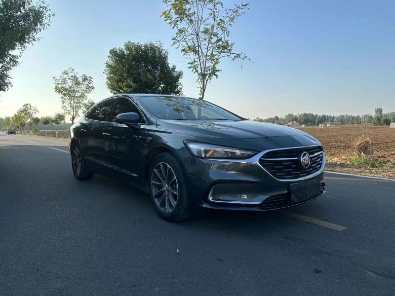 枣庄20年别克君越3