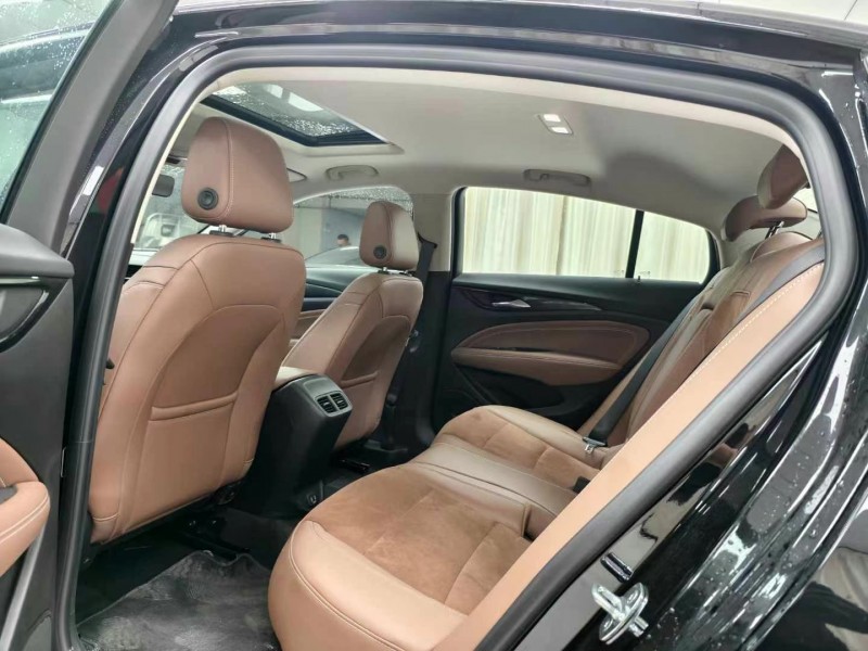 成都23年别克君威4