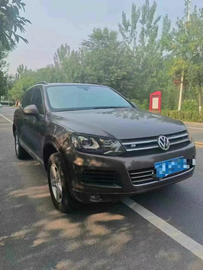 保定12年大众途锐2