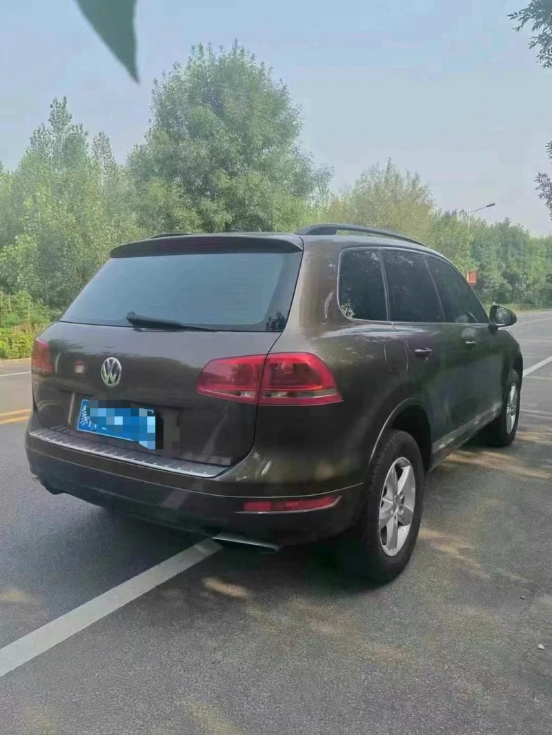 保定12年大众途锐7