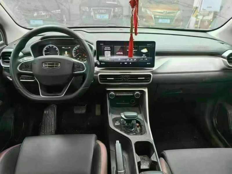 成都23年吉利缤越3