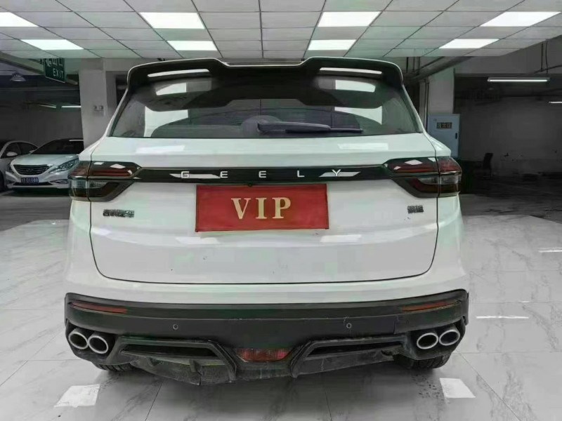 成都23年吉利缤越7