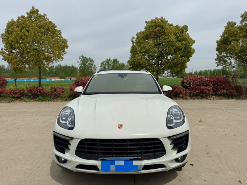 盐城17年保时捷Macan1