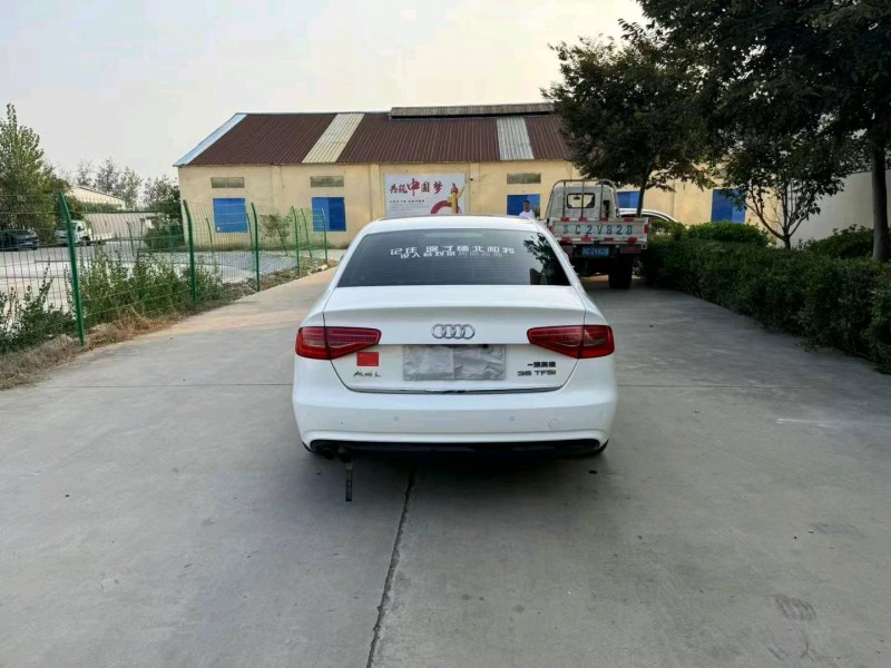 徐州16年奥迪A4L4