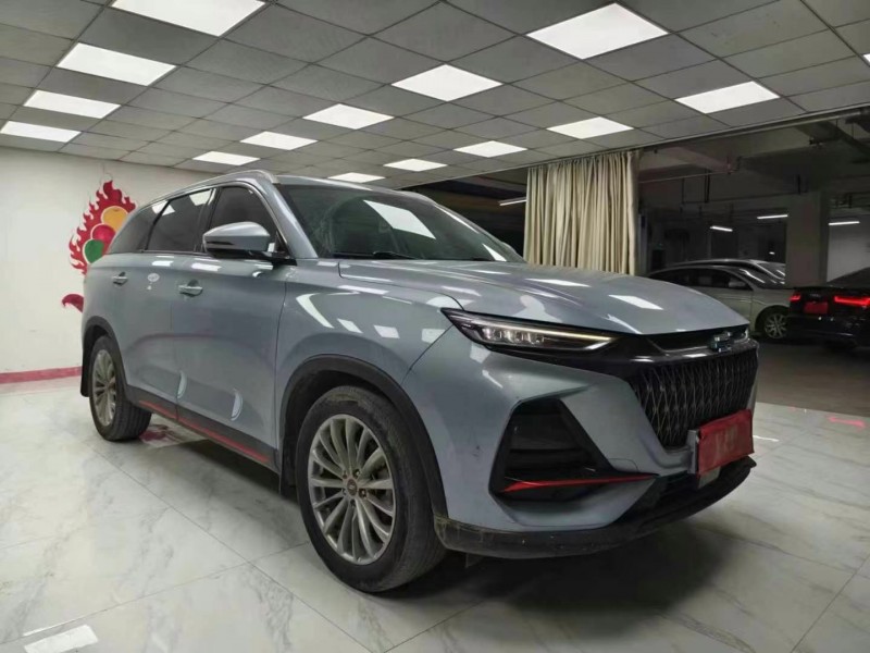 成都21年长安汽车欧尚2