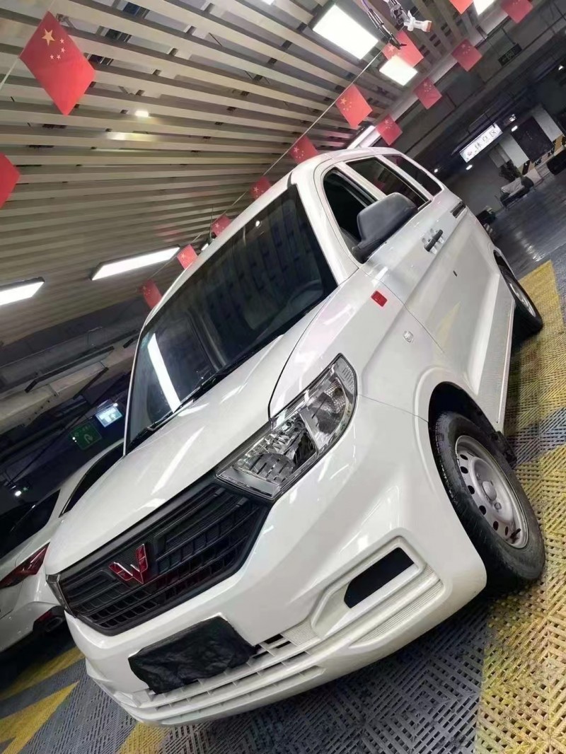 成都22年五菱汽車宏光2