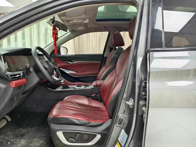 成都21年长安汽车CS756