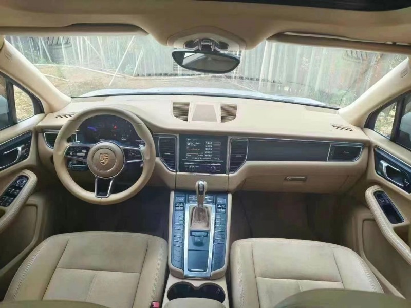 贛州15年保時捷Macan8
