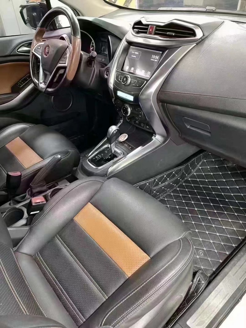 成都17年比亚迪元8