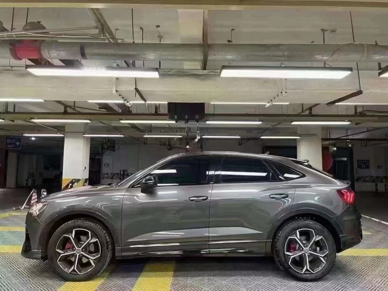 成都21年奥迪Q34