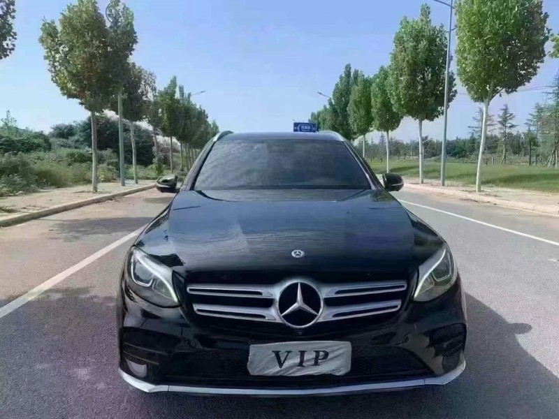 郑州17年奔驰GLC1