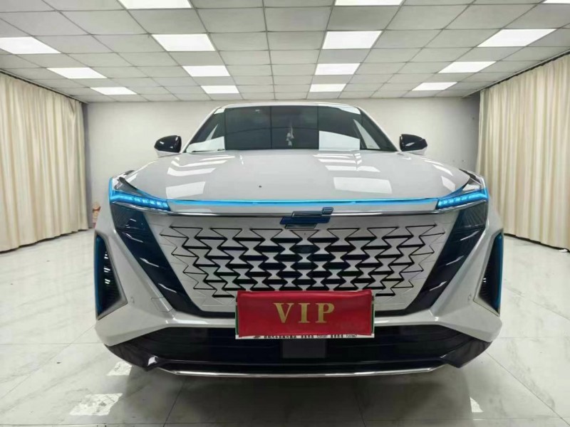 成都23年长安汽车欧尚1