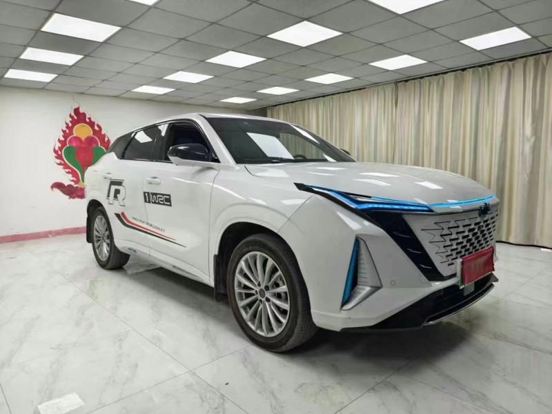 成都23年长安汽车欧尚2