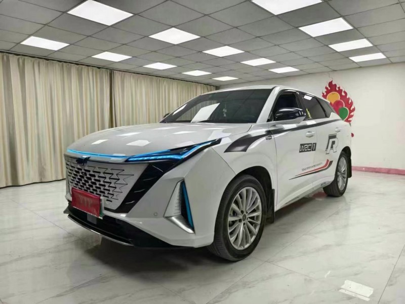 成都23年长安汽车欧尚3