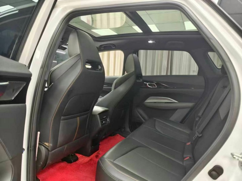 成都23年长安汽车欧尚4