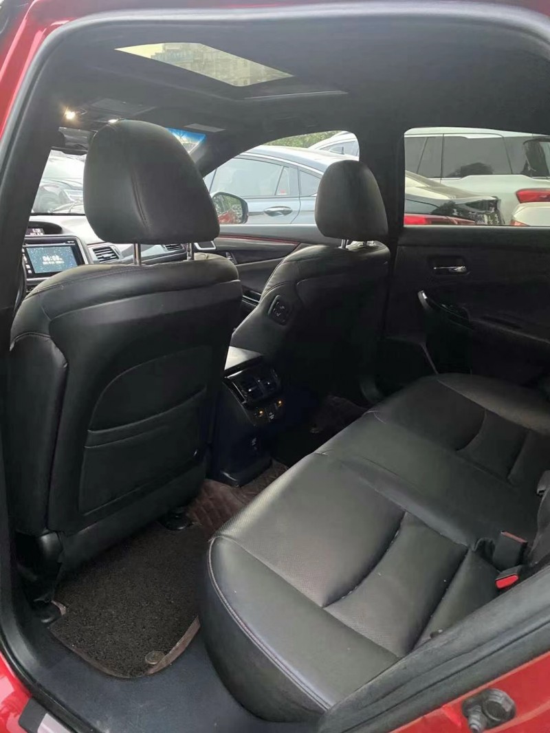 广州17年本田思铂睿7