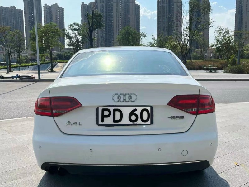 东莞12年奥迪A4L9