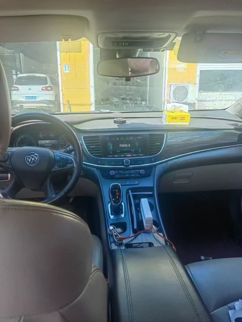 保定17年别克君越7