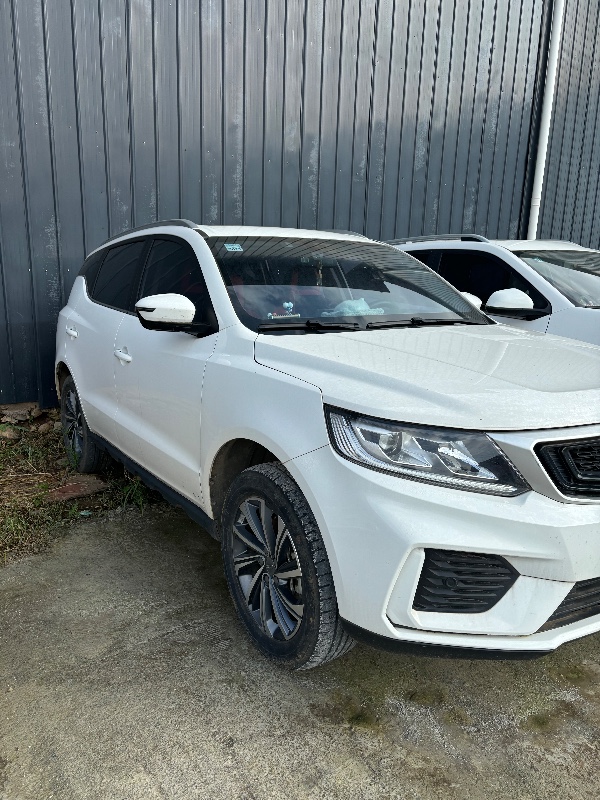 凉山21年吉利远景X62