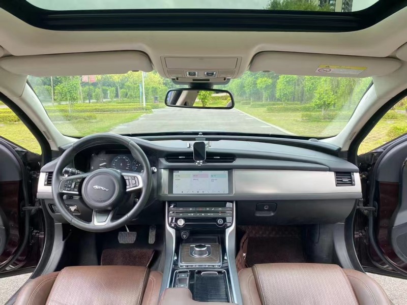 南宁20年捷豹XFL4