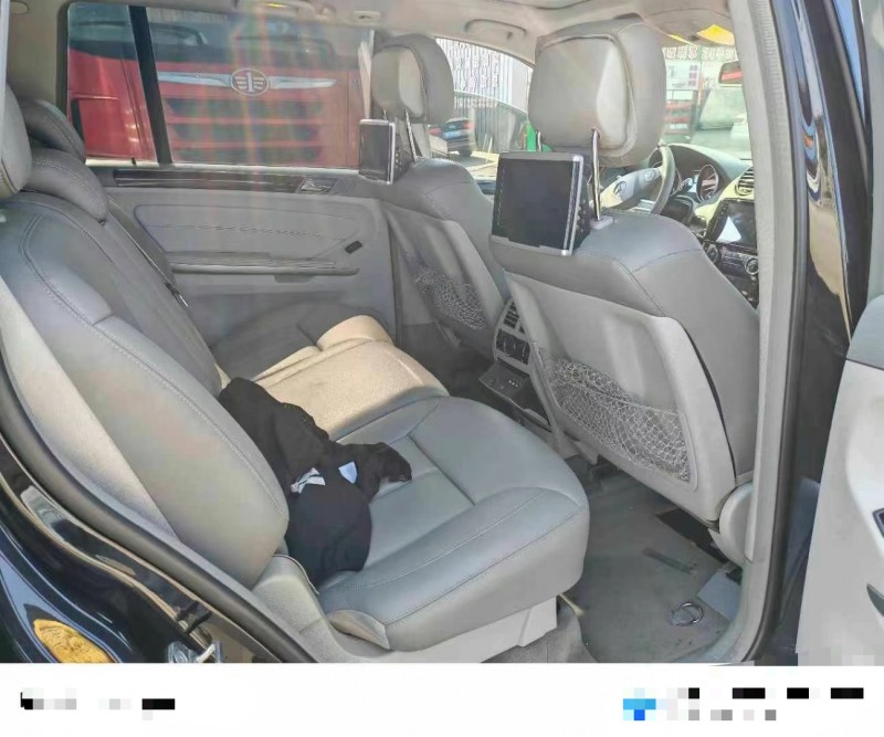 保定12年奔驰GL9