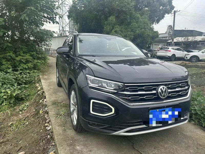 成都22年大众探岳2