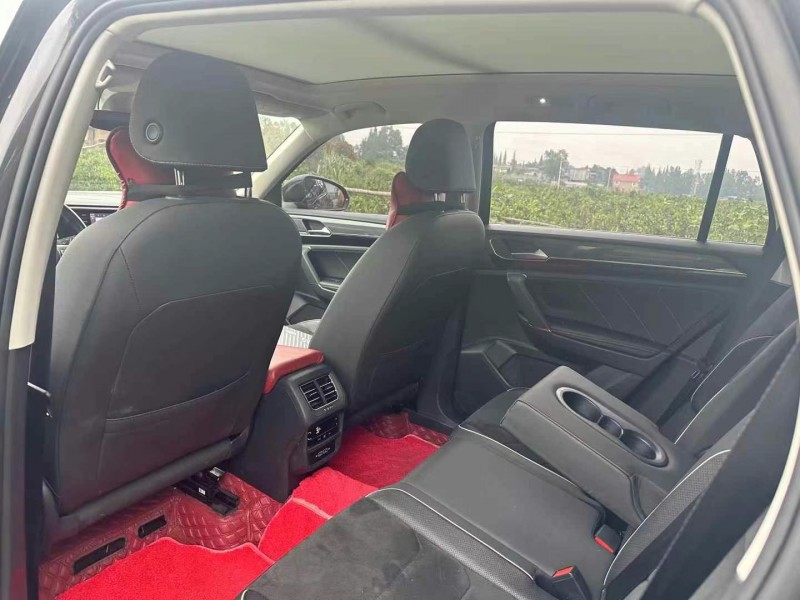 成都22年大众探岳5