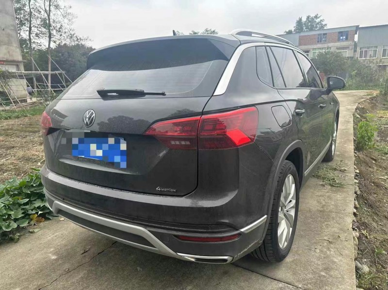 成都22年大众探岳6