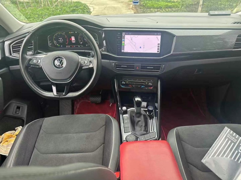 成都22年大众探岳7