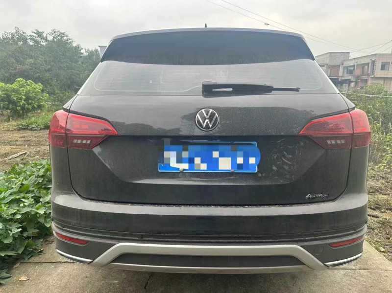 成都22年大众探岳9