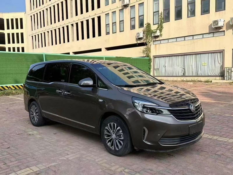 烟台22年别克GL82