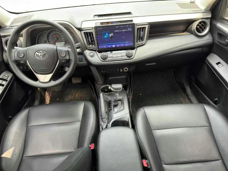 广州18年丰田RAV48